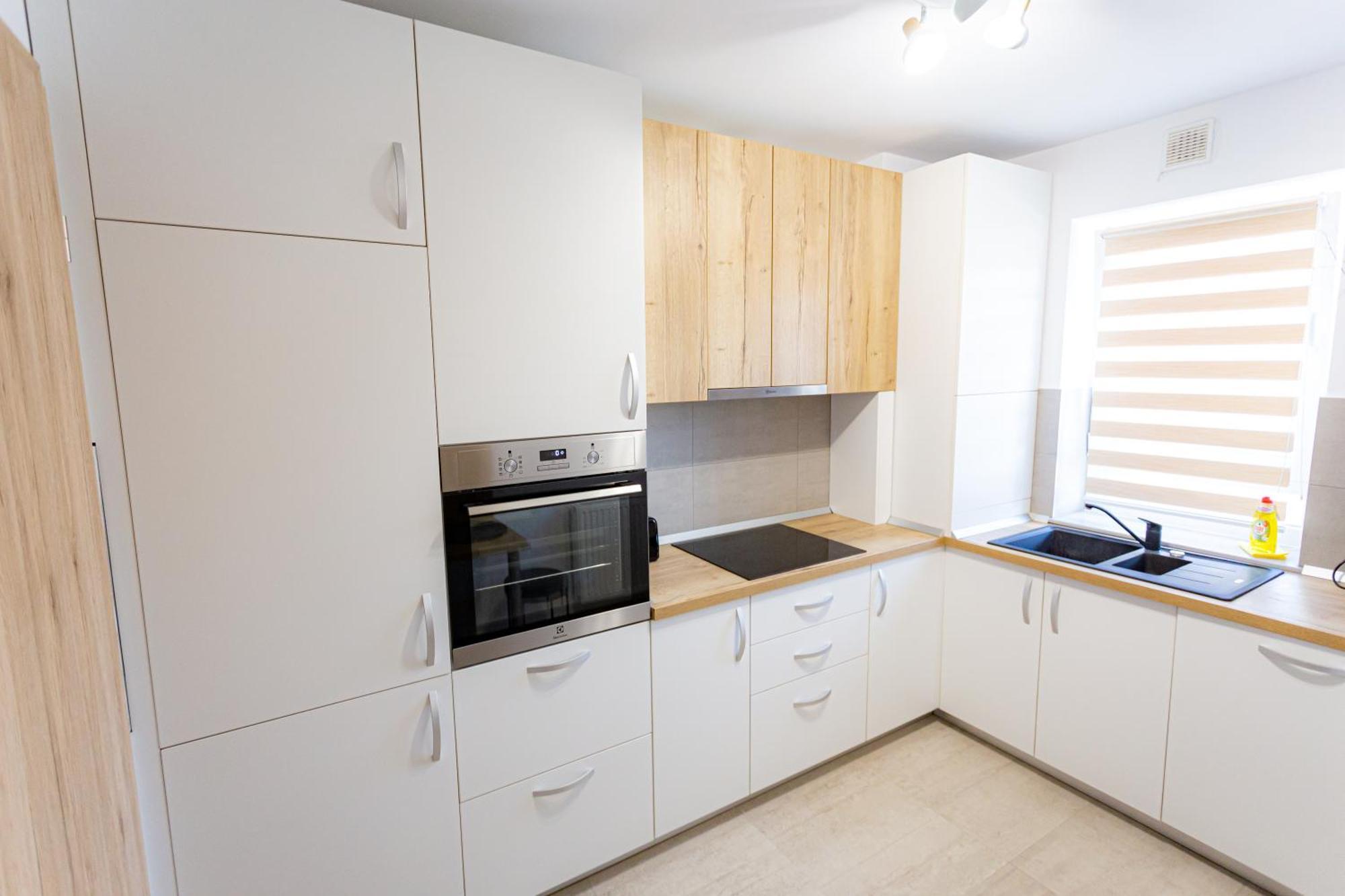 Apart B&V 203 Coresi - Elegant Mountain Retreat Braşov Eksteriør bilde